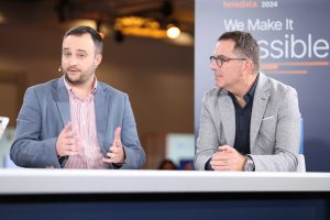 Michael Hutchinson, chief customer officer of Teradata, and Matheus Daniel Pierozan, senior credit analyst at Sicredi Confederation, talk with theCUBE about how hybrid data analytics has transformed the bank's operations at Teradata Possible 2024.